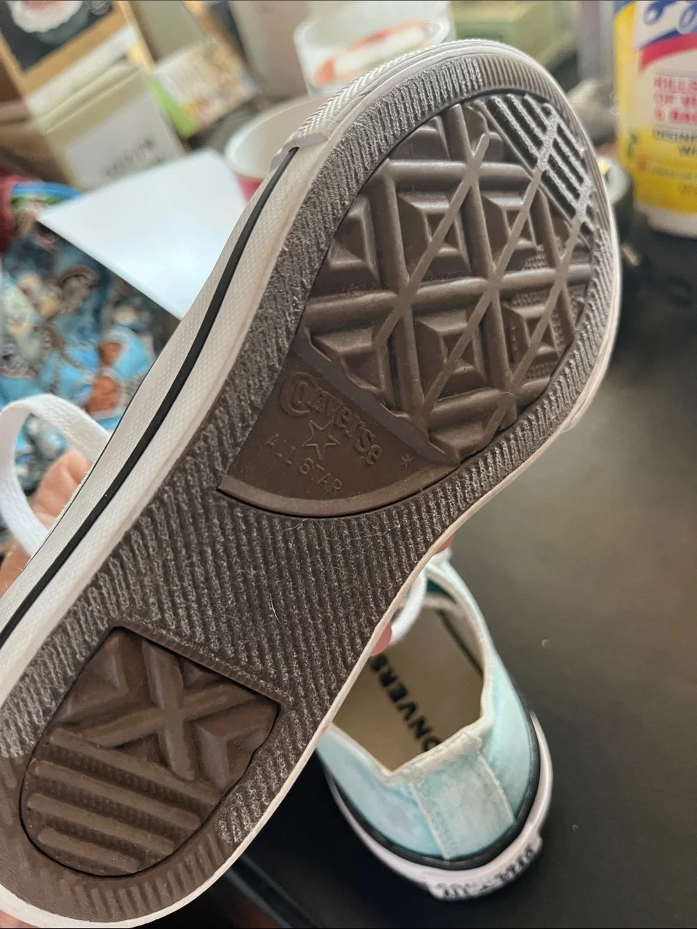 Converse Kids Low Top Ombre Sneakers in Mint Green and White Size 11